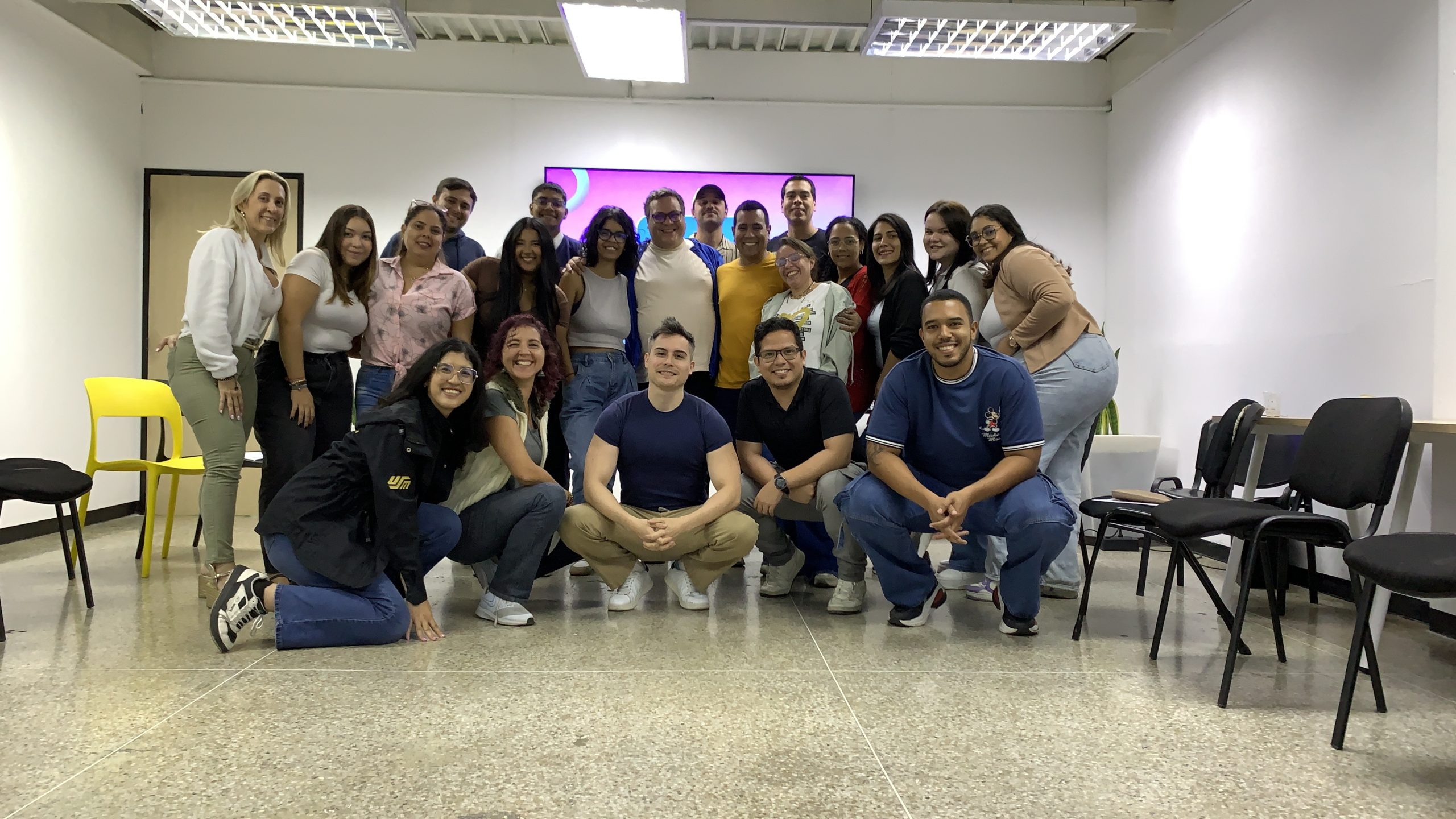 escucha-activa-bienestar-colaboradores-Sybven-IMG